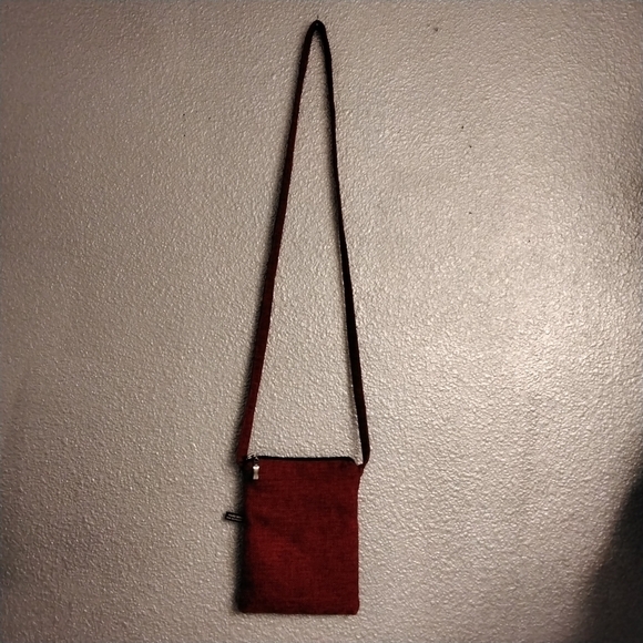 THIS JINGPIN BAG WAS HANDMADE IN KYRGYZSTAN - Picture 3 of 5